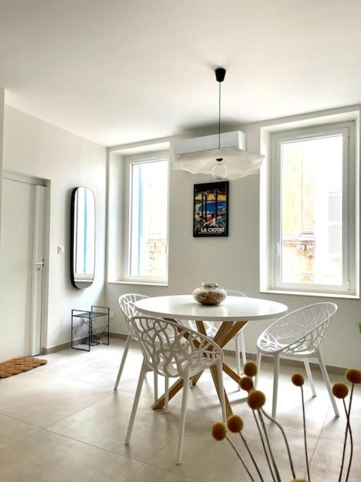 Appartement Moderne + Parking A 50M De La Mer Ла Сиота Екстериор снимка